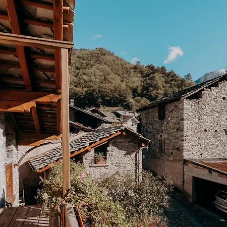 Au Coeur Du Village *